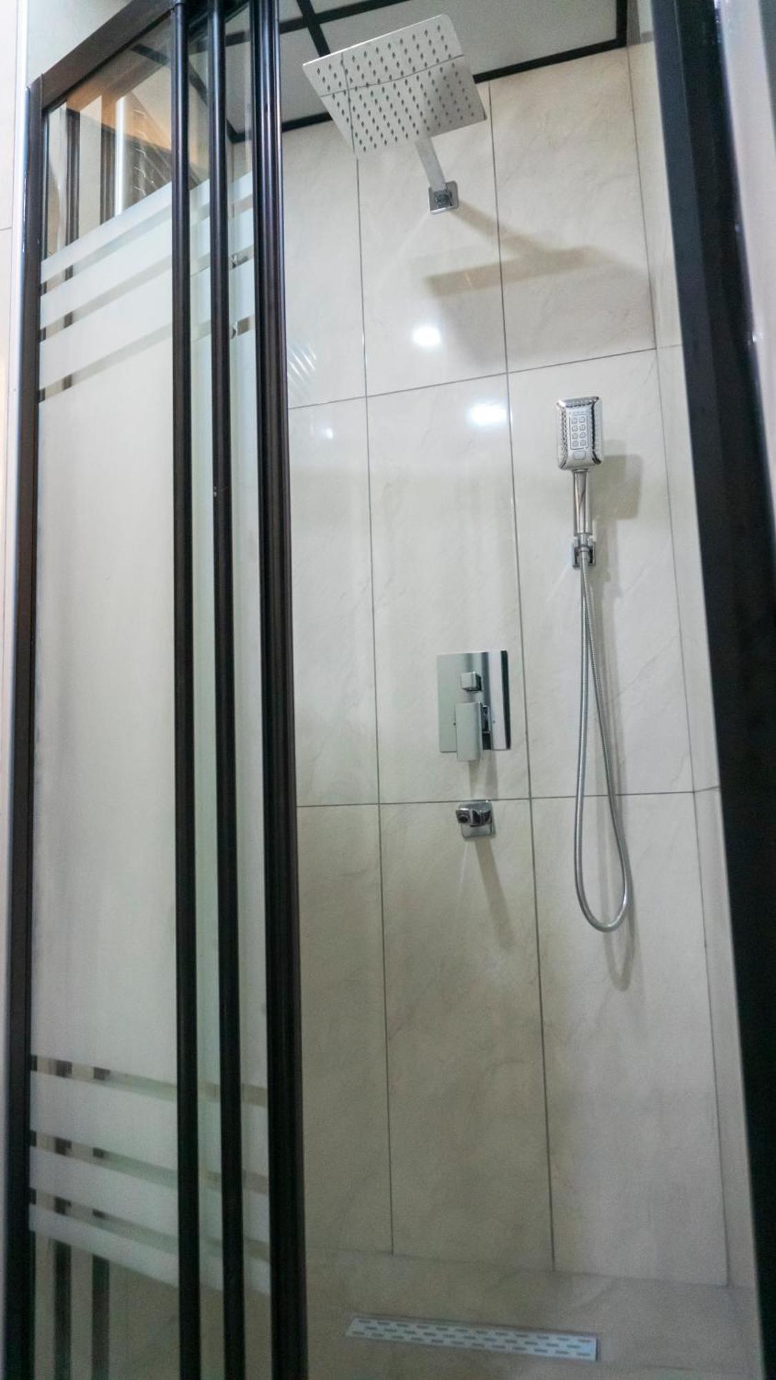 Rain Hotel Кизкалесі Екстер'єр фото